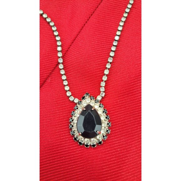 Vintage Rhinestone Clear Black Necklace Costume Teardrop Pendant Costume 17" - Picture 2 of 6